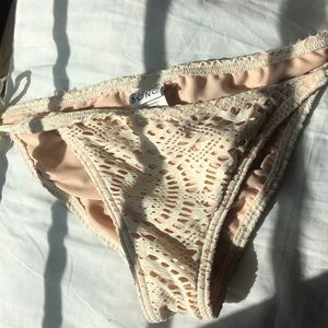 billabong bikini bottoms